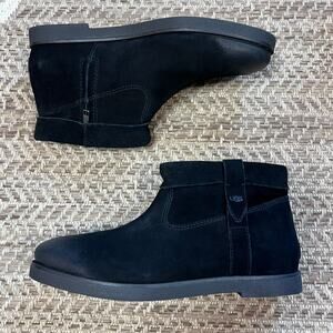 UGG Josefene Cuff Boot size 10 Womens